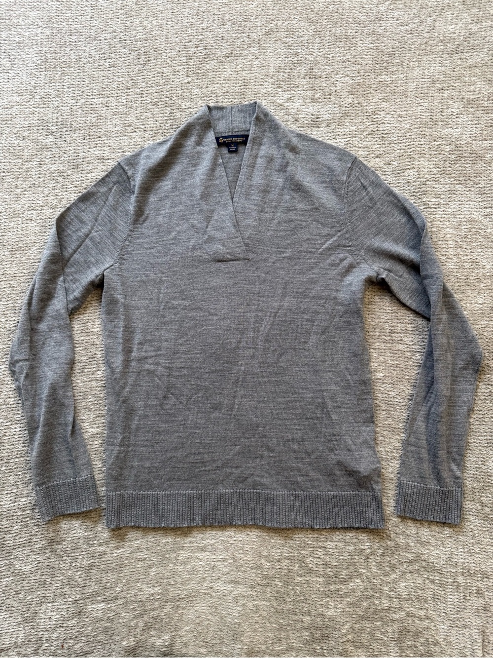 Brooks Brothers Merino Wool Sweater Gray V Neck Pullover Size Medium